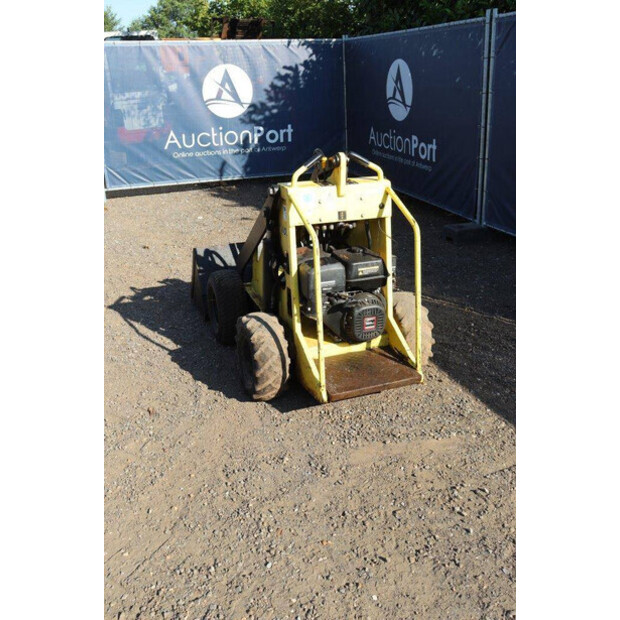 SKIDSTER M10X-43835990