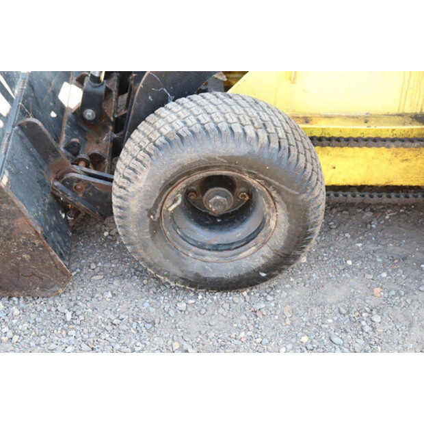 SKIDSTER M10X-43835997