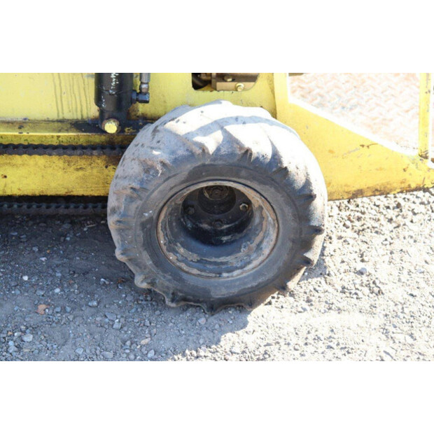 SKIDSTER M10X-43835998