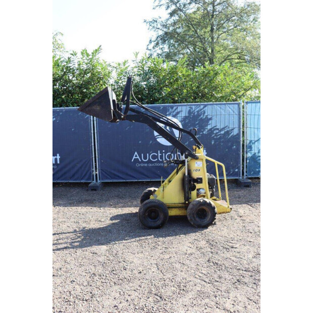 SKIDSTER M10X-43836005