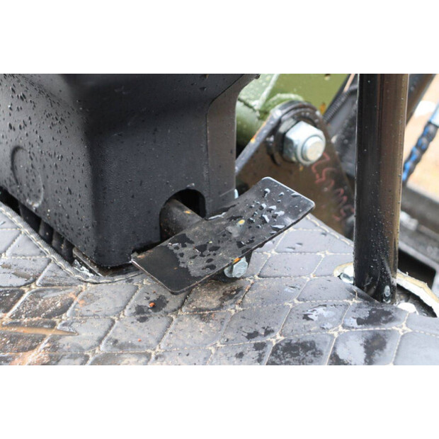 2025 Colt KV13-43836038