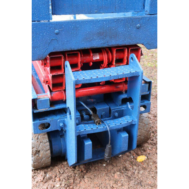 2014 Genie GS-1532-43836195