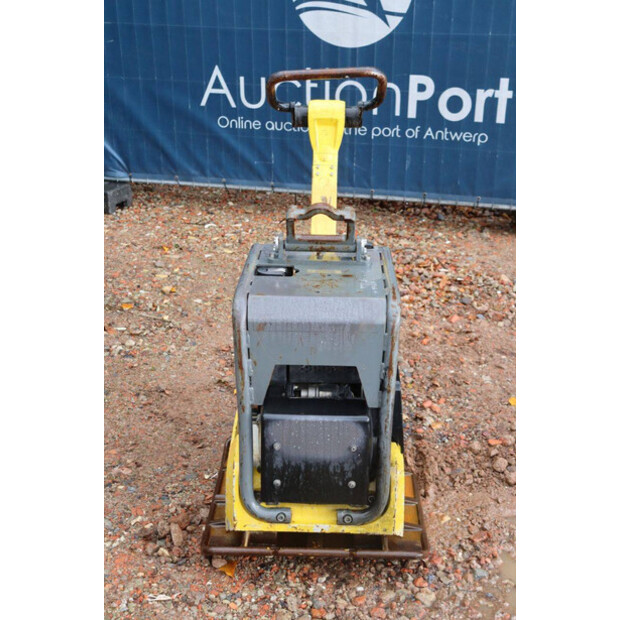 2016 نيوسون DPU3760-43836303