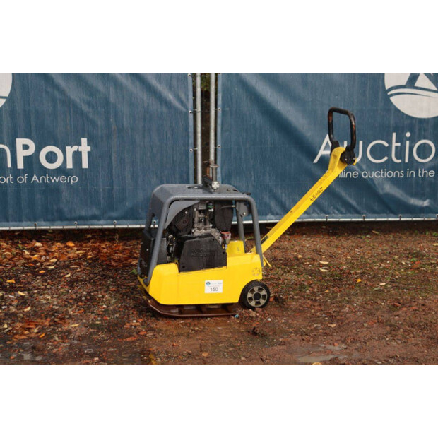 2017 نيوسون DPU-43836316