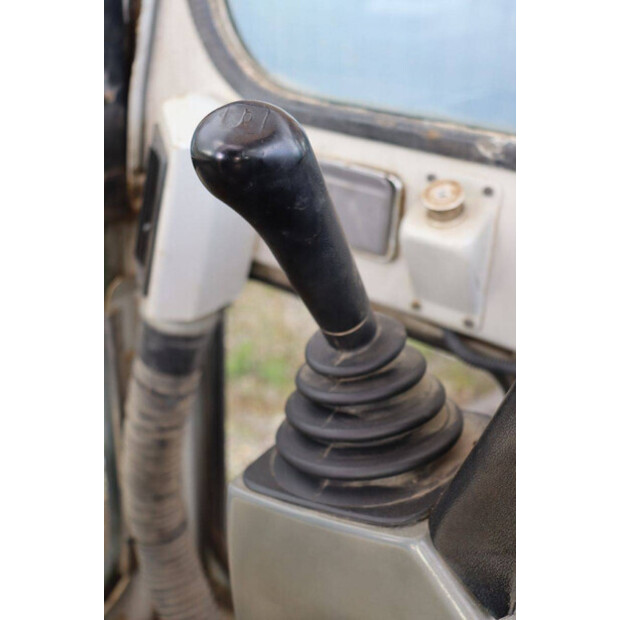 تاكوتشي TB016-43836653