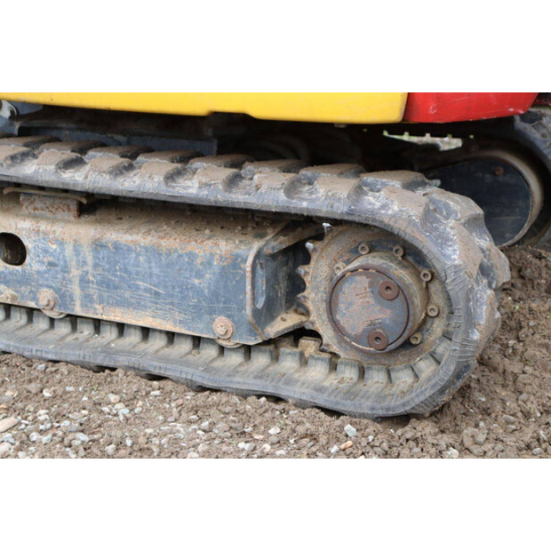 2019 Komatsu PC16R-3HS-43836740