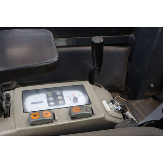 2019 Komatsu PC16R-3HS-43836749