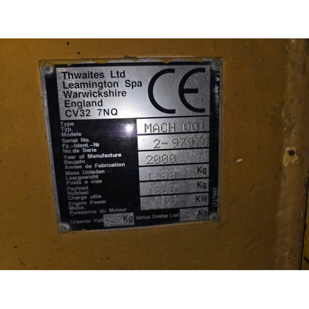 2000 ثوايتس Mach 001-43836780