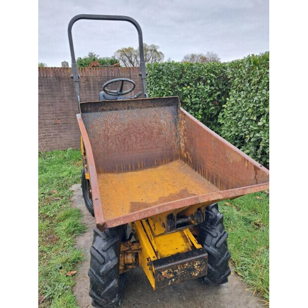 2000 ثوايتس Mach 001-43836783