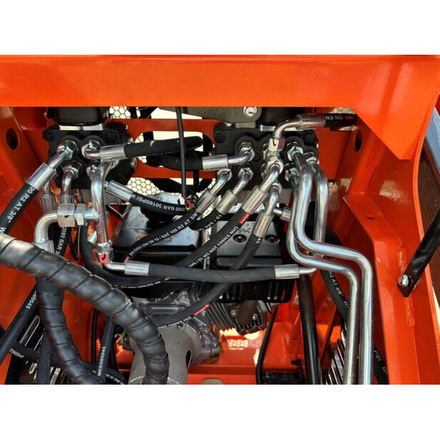 2025 فيوتشر FT36C-43837242