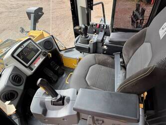 2017-caterpillar-966m-1386499-43843802