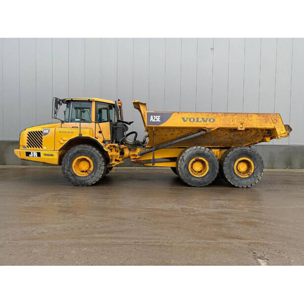 2008 فولفو A 25 E-43853528