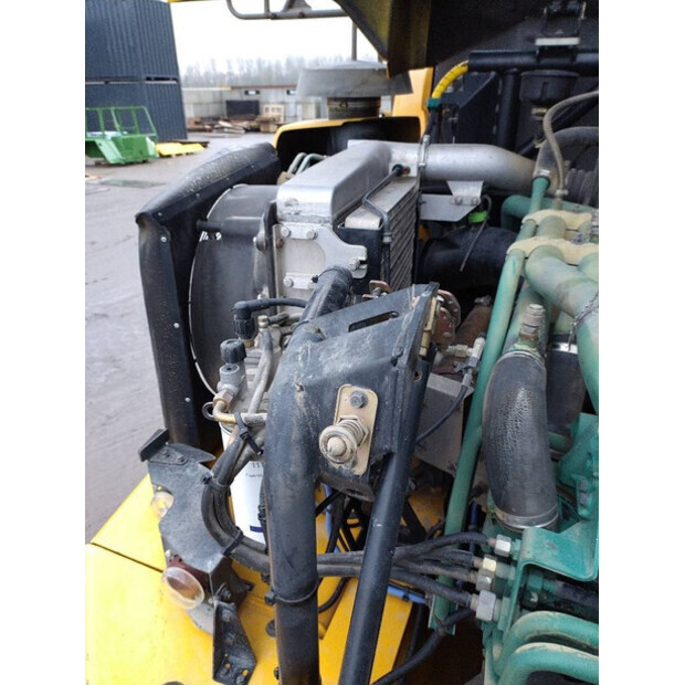 2008 فولفو A 25 E-43853548