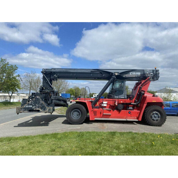2017 KALMAR DRG450-60C5-43854205