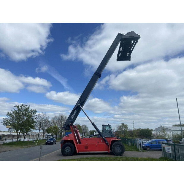 2017 KALMAR DRG450-60C5-43854206