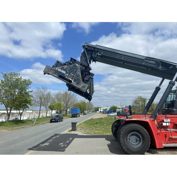 2017 KALMAR DRG450-60C5-43854211