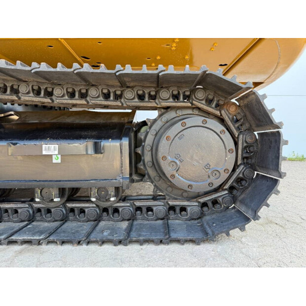 2025 كاتربيلر 323D3-43854430