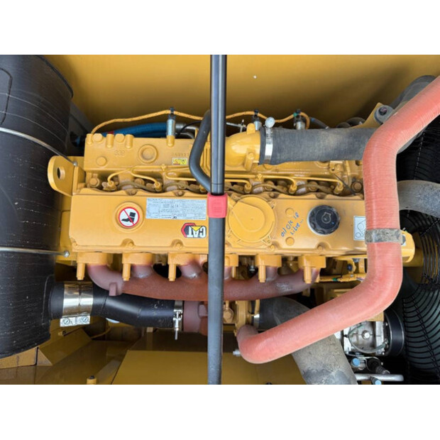 2025 كاتربيلر 323D3-43854437