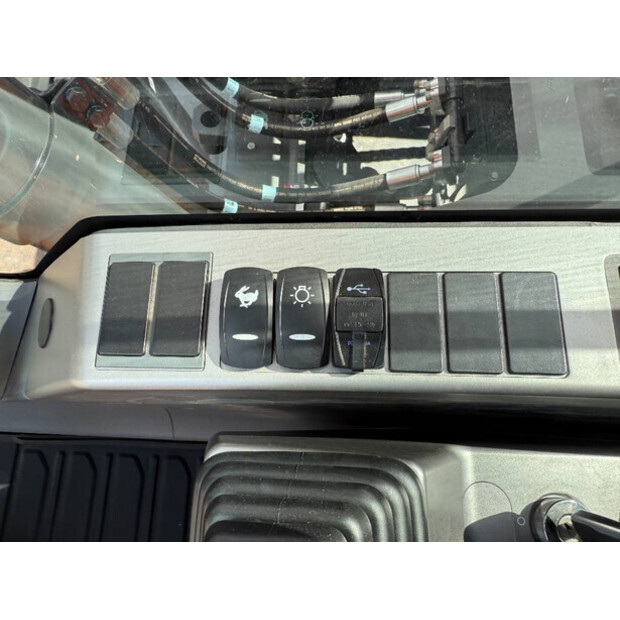 2025 Doosan DX205-43854516