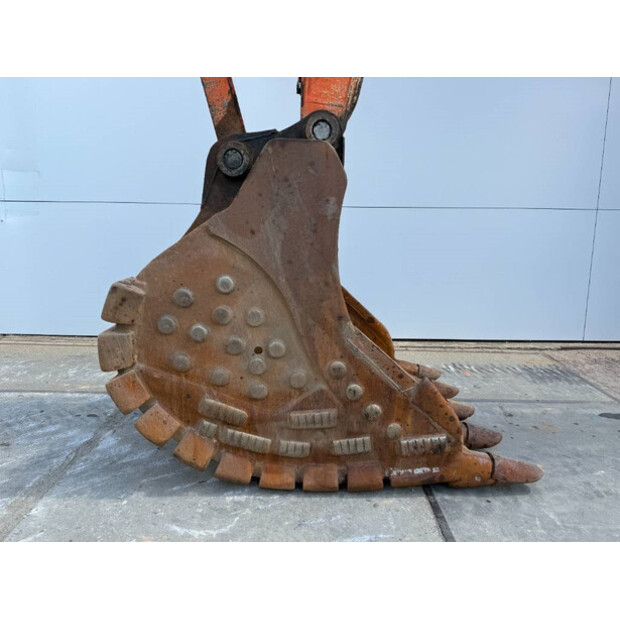 2018 هيتاشى ZX490LCH-6-43854551