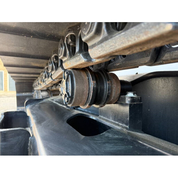 2025 JCB 205-43854613