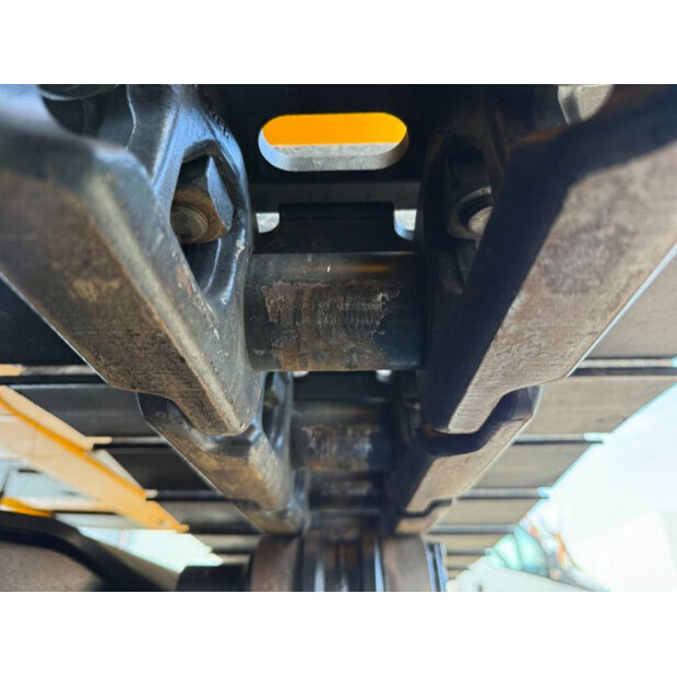 2025 JCB 205-43854614