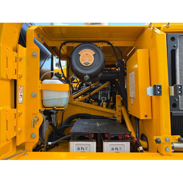 2025 JCB 205-43854615