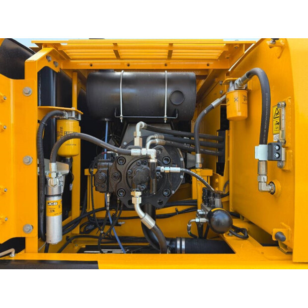 2025 JCB 205-43854617