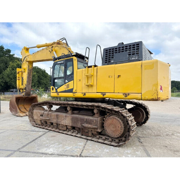 2017 كوماتسو PC700LC-11-43854624