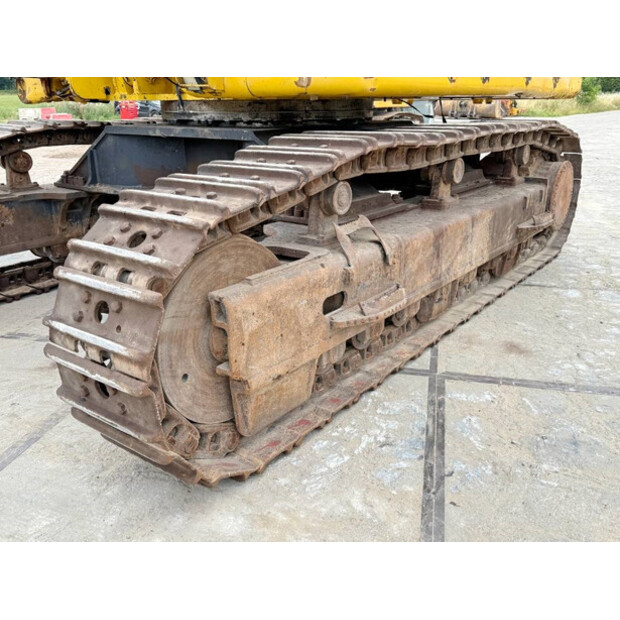 2017 كوماتسو PC700LC-11-43854643