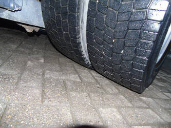 2009-mercedes-benz-actros-2632-1386723-43855237