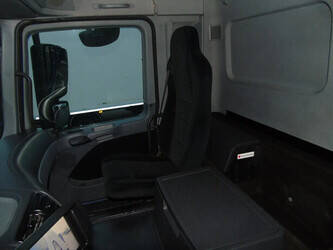 2009-mercedes-benz-actros-2632-1386723-43855244