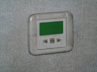 2011-iveco-eurocargo-140e25-43855292