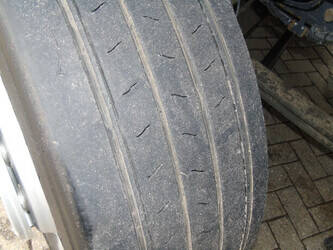 2013-mercedes-benz-antos-1924-1386725-43855315