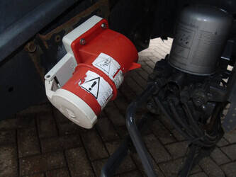 2013-mercedes-benz-antos-1924-1386725-43855317