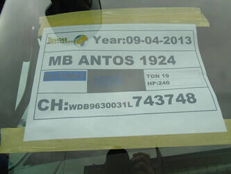 2013-mercedes-benz-antos-1924-1386725-43855326
