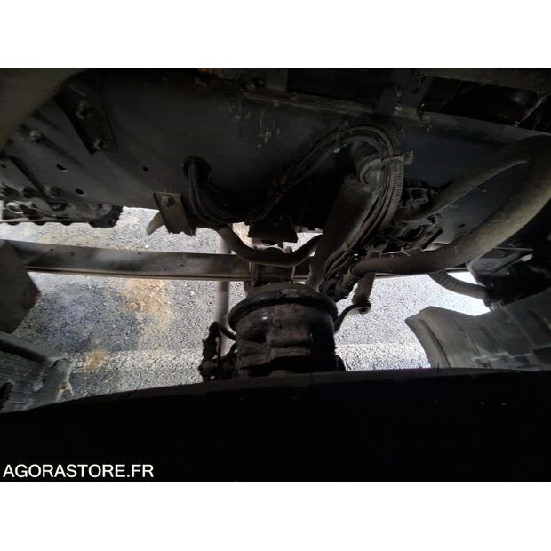 2010 Renault PREMIUM-43867059