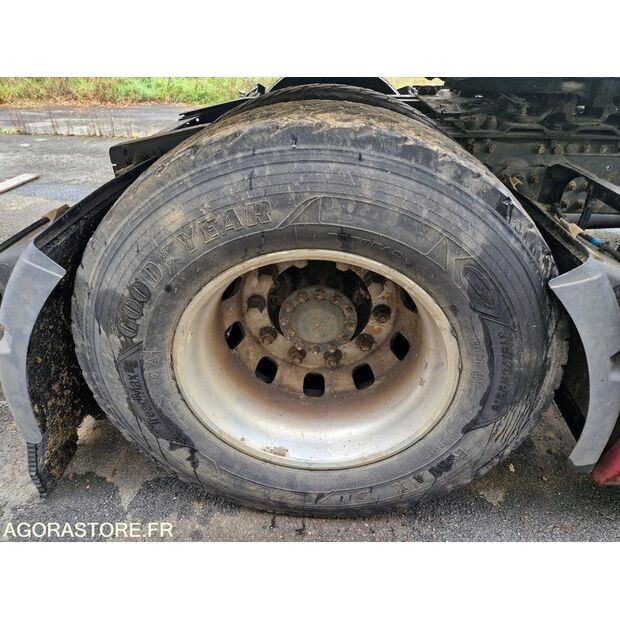 2010 Renault PREMIUM-43867065