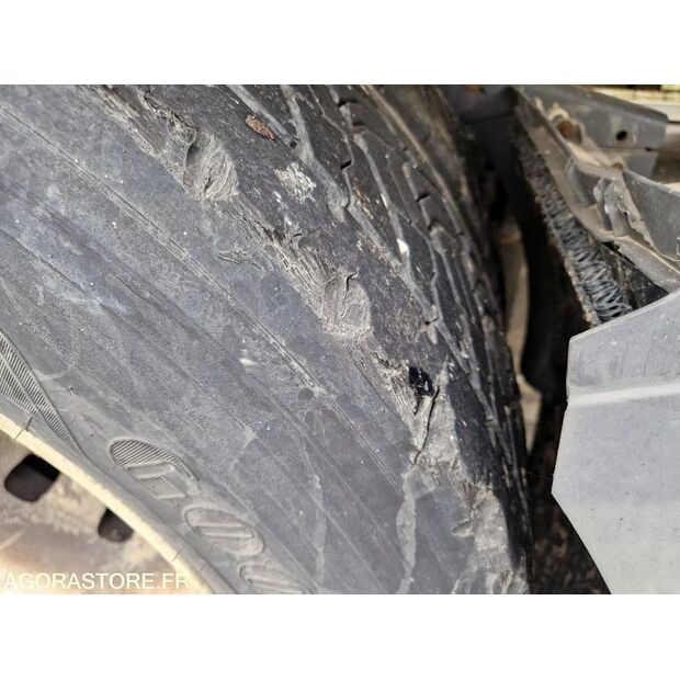 2010 Renault PREMIUM-43867077