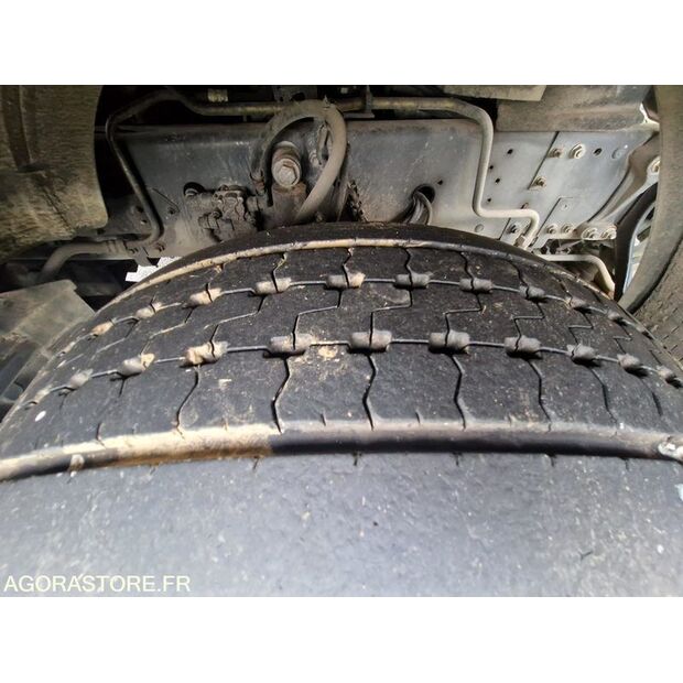 2010 Renault PREMIUM-43867088