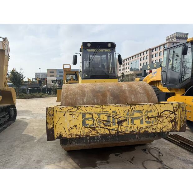 2013 BOMAG BW226-43869810