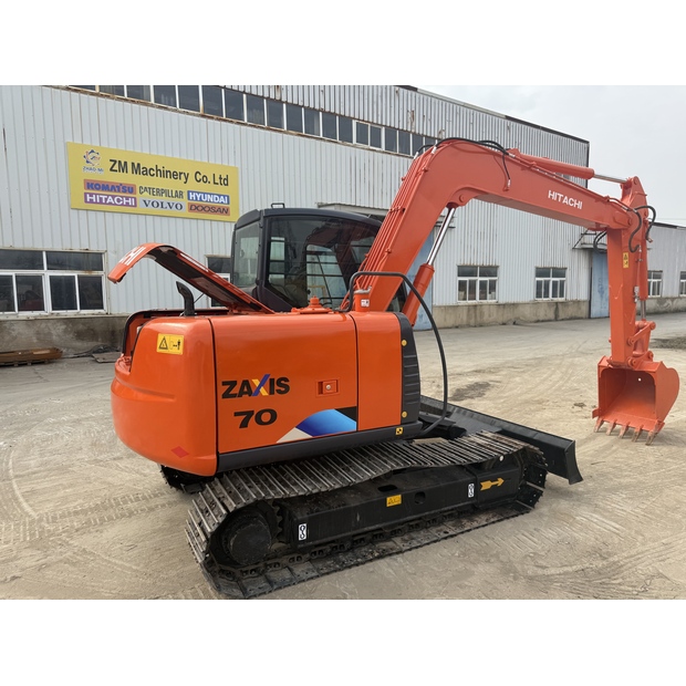 2024 هيتاشى ZX70-43869819