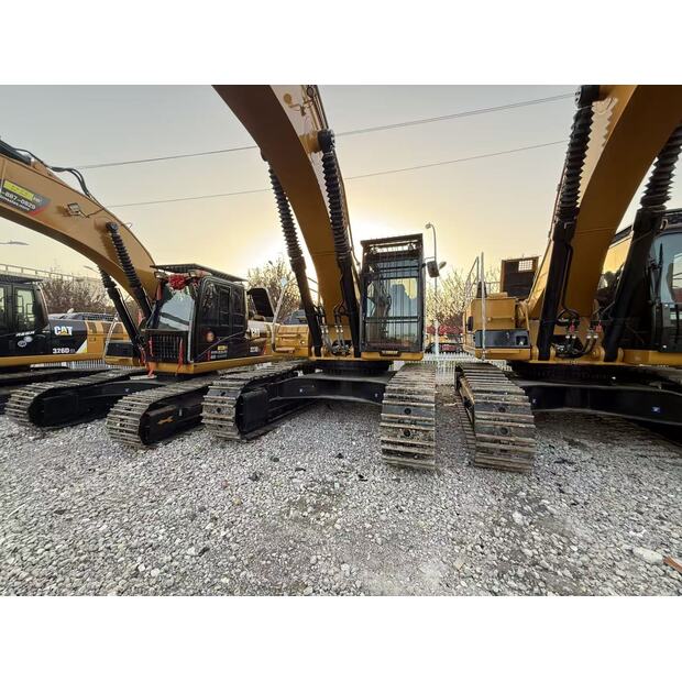 2022 كاتربيلر 323D2L-43869878