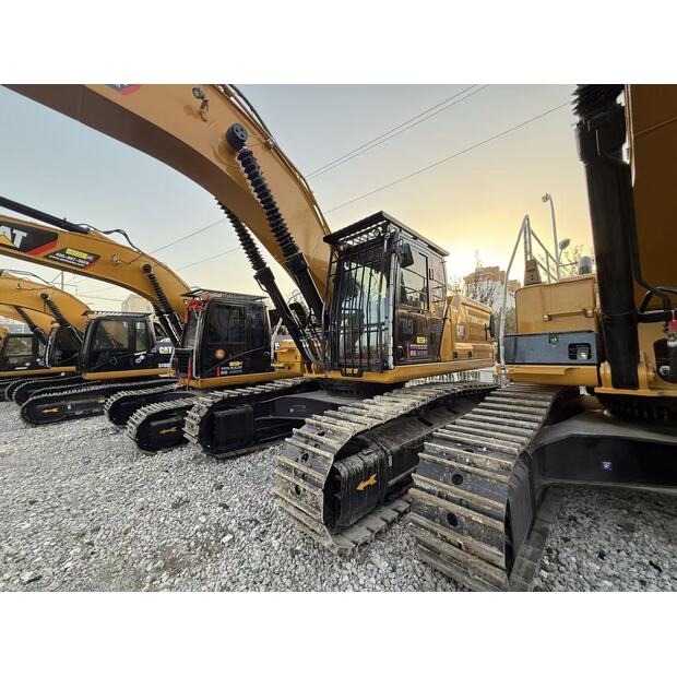 2022 كاتربيلر 323D2L-43869886