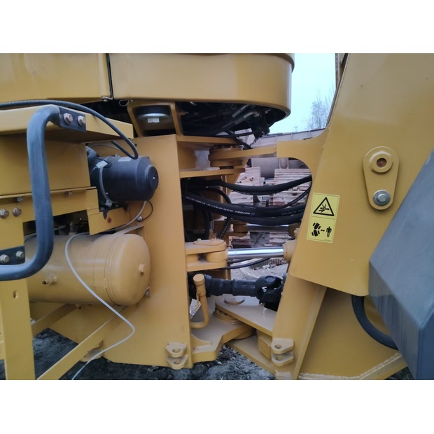 2021 LOVOL FL956F-43869902