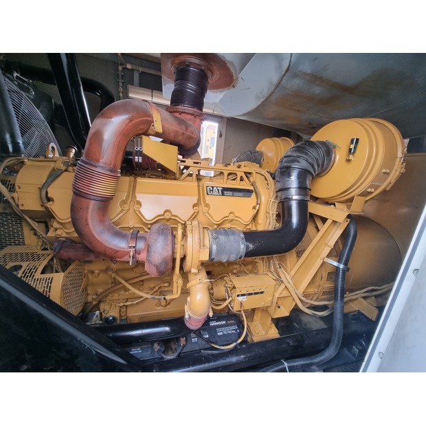 2010 كاتربيلر 100KvA-43869939