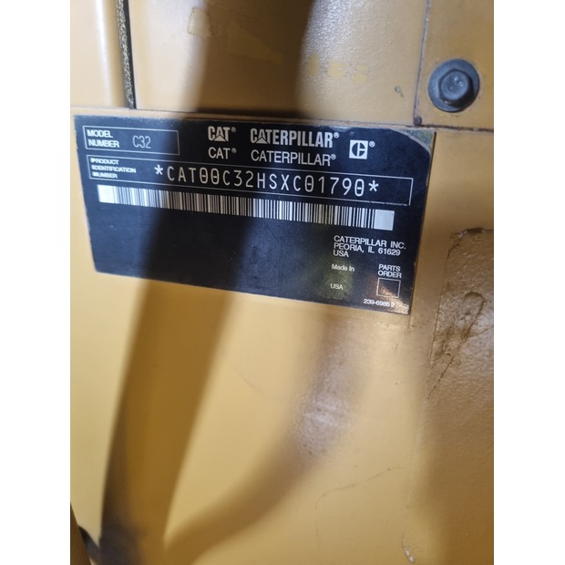 2010 كاتربيلر 100KvA-43869945