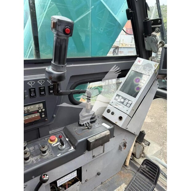 2011 KOBELCO CKE900-1F-43878925