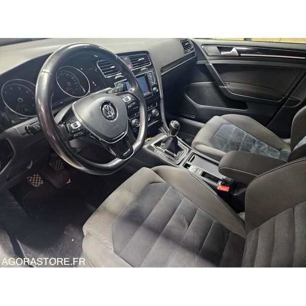 2013 Volkswagen Golf-43882140