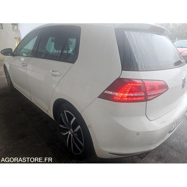 2013 Volkswagen Golf-43882147